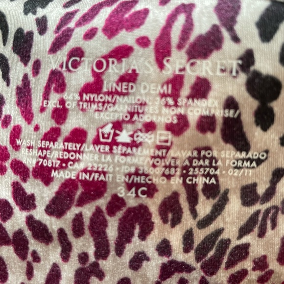 Victoria’s Secret lined Demi bra. - Picture 2 of 2
